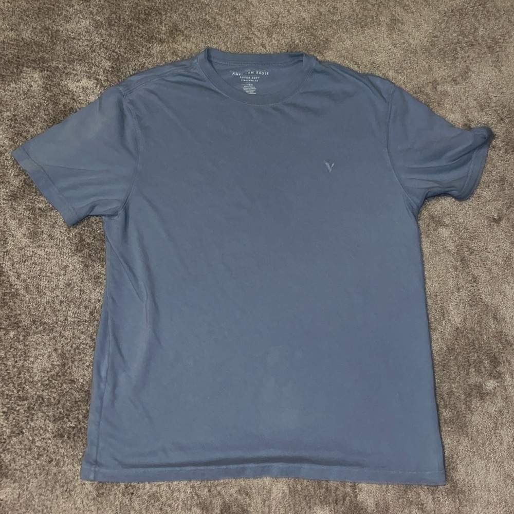 American Eagle t-shirt. Like new